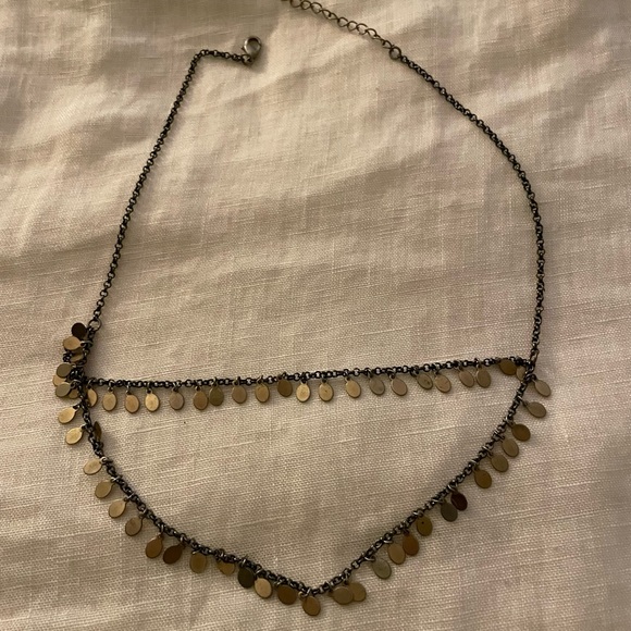 Fancy metallic disc necklace - Picture 3 of 5